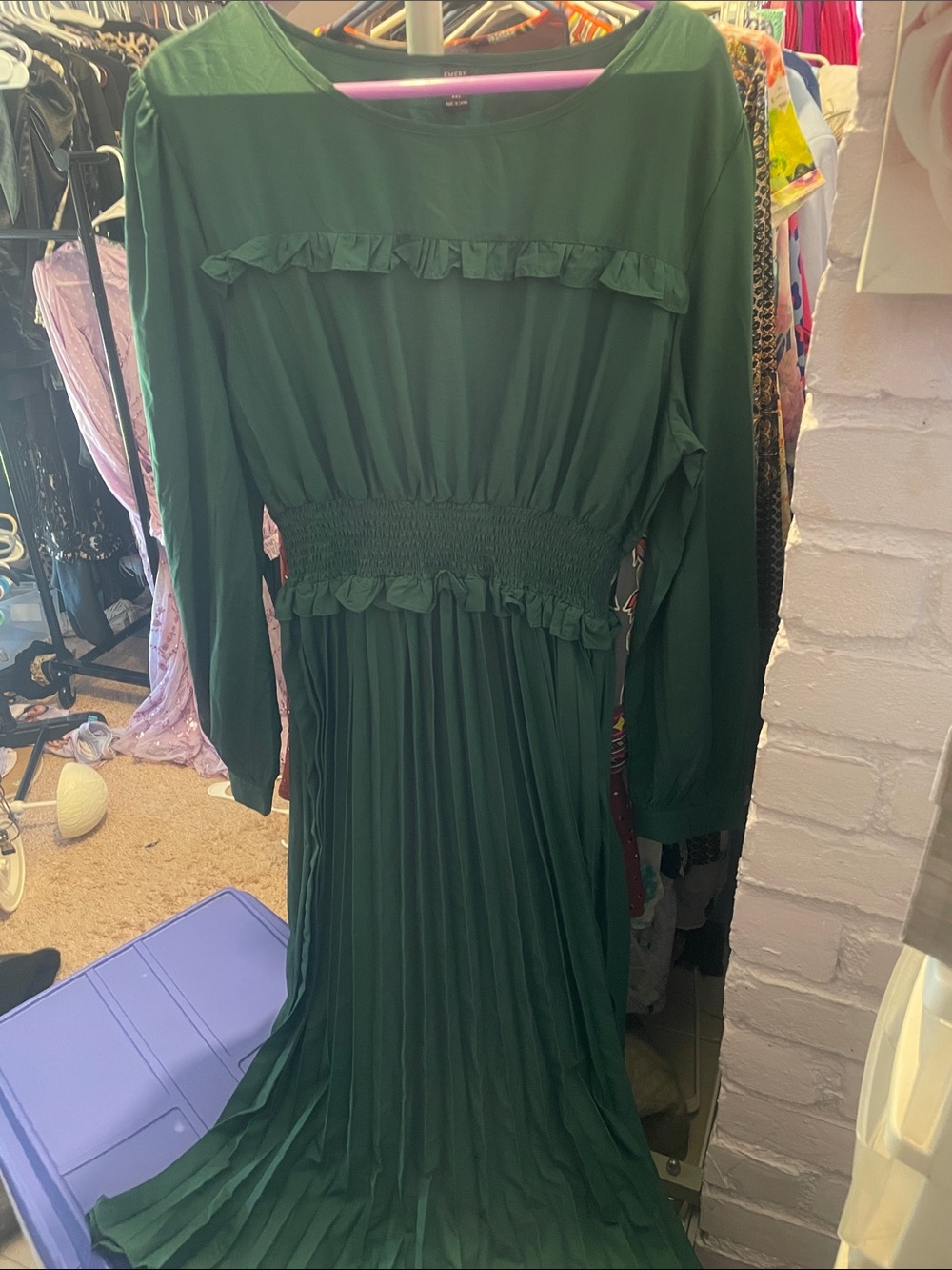 Women's Dark Green Pleated Maxi Dress with Ruffle Accents